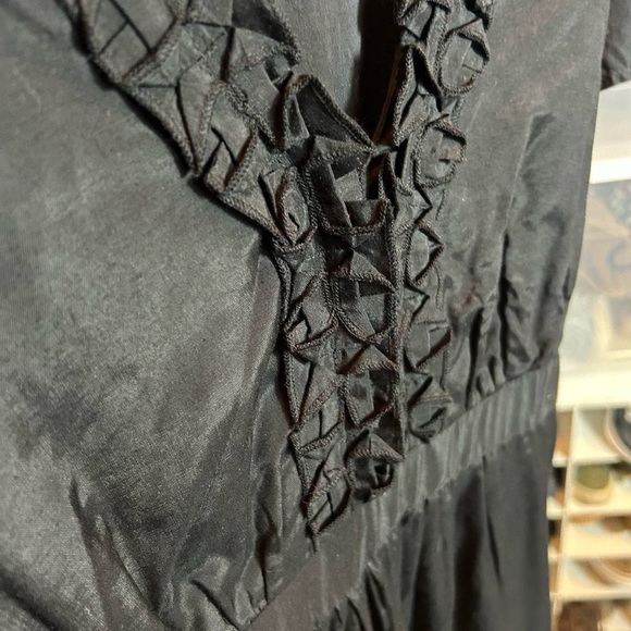 🖤 Motherhood Maternity Black Dress
Size Medium - Picture 7 of 9